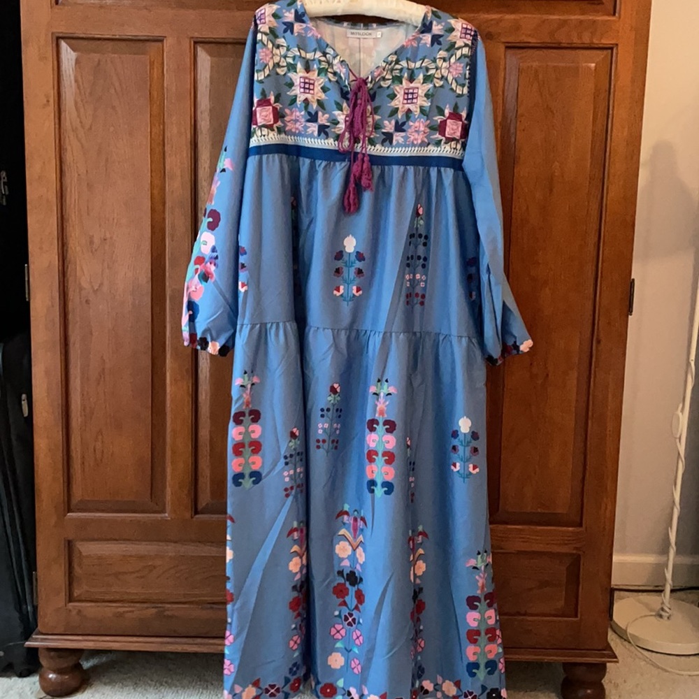 Beautiful Dress Women Size Medium